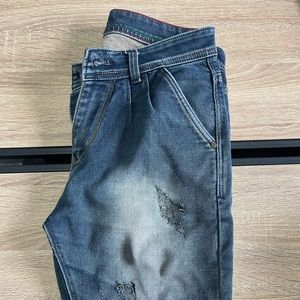 DIESEL CARROT CUT JEANS 29x28